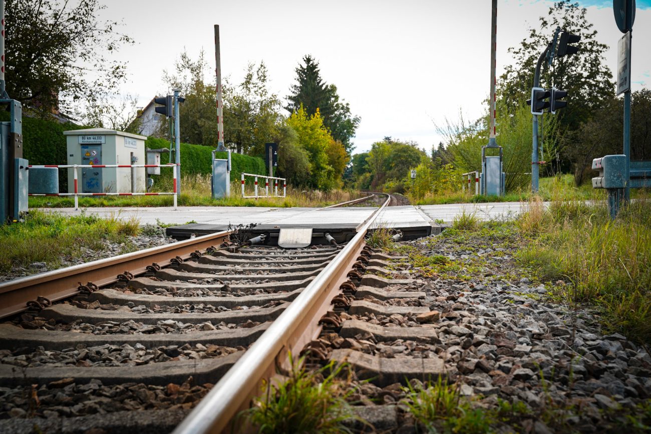 Der Bahnübergang in Kirchanschöring